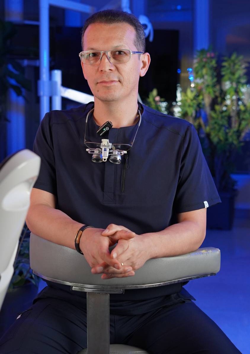 Dr. AbdolsaFa Sharafati, Periodontist & Implant Surgeon